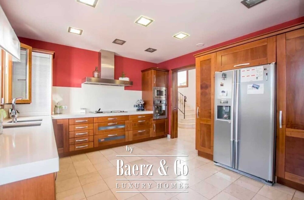 VILLA WITH INTERIOR SWIMMING POOL IN SON BLANC image
