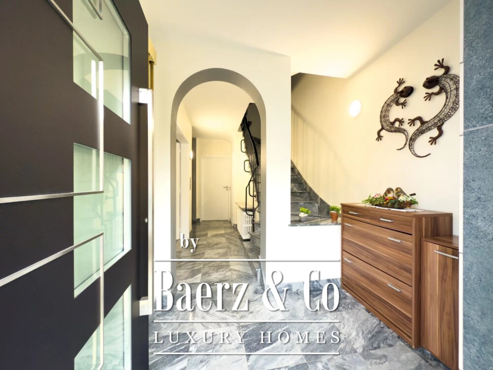 House 4 bedrooms image