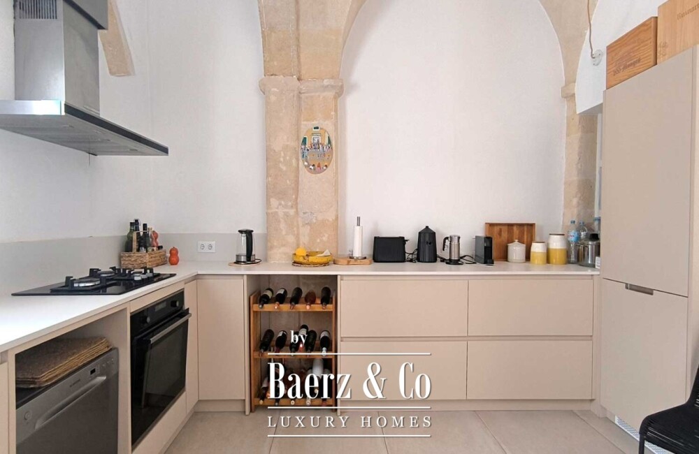 MENORCAN HOUSE WITH POOL FOR SALE IN THE OLD TOWN OF CIUTADELLA DE MENORCA NEAR FISH MARKET image