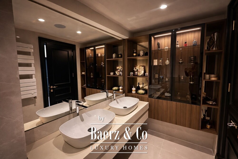 Modern Luxury Villa with a Pool Bar and Lounge Bar image