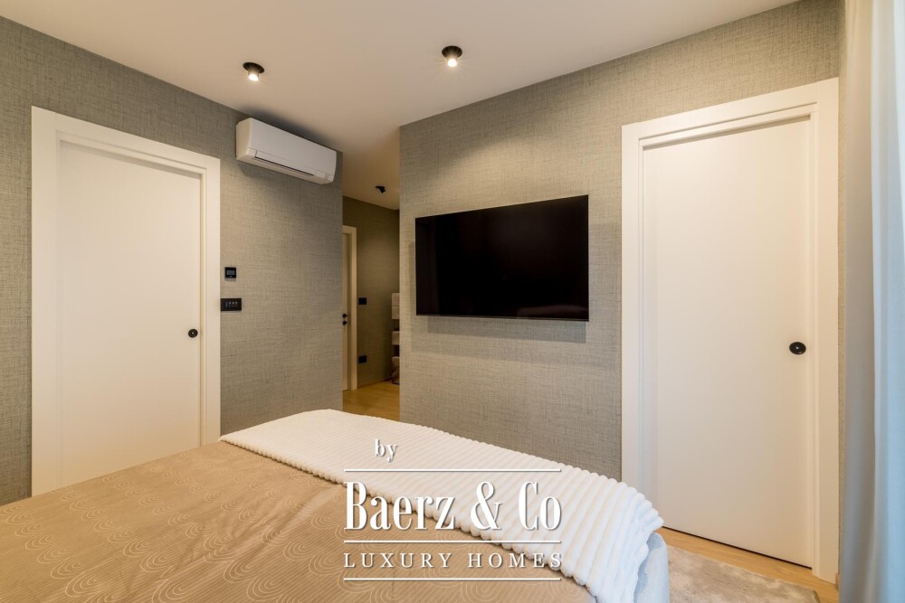 Split, Meje - luxurious apartment with sea view image