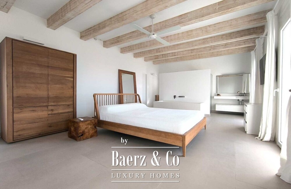 LUXURY CHALET ON THE FRONT LINE OF THE SEA IN CALA'N BLANES SPECTACULAR NEW VILLA WITH SEA VIEWS, POOL, AND GARDEN HSH LUXURY REAL ESTATE image