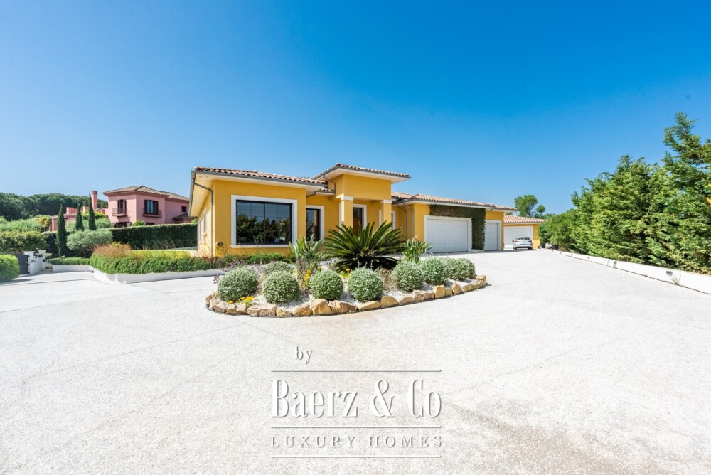Beautiful luxury home in Sotogrande, Sotogrande Alto - Zona G image