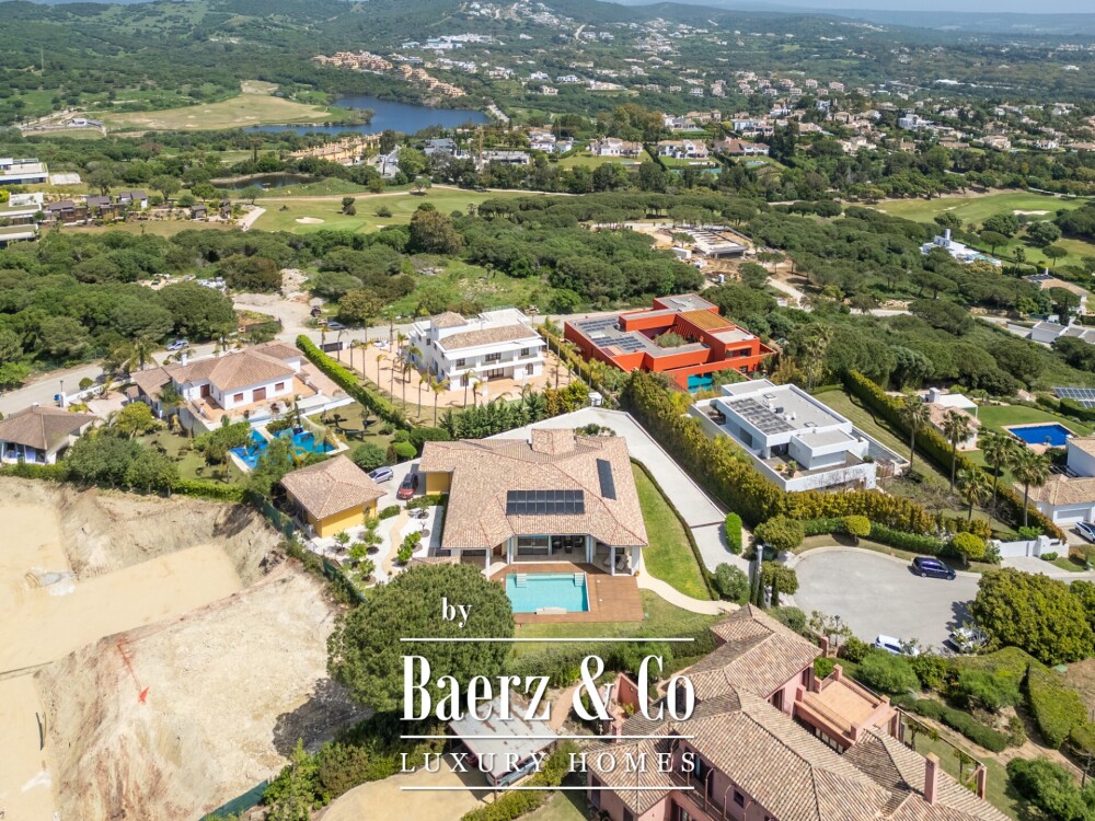 Beautiful luxury home in Sotogrande, Sotogrande Alto - Zona G image