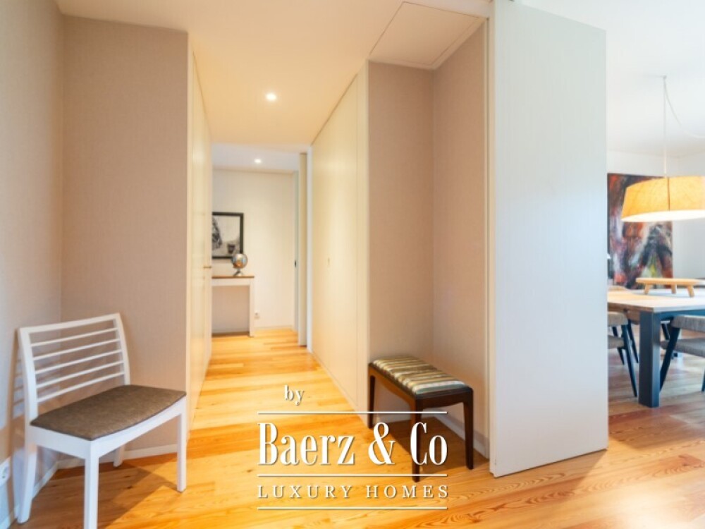Luxury 2 Bedroom Apartment with Private Garden in Restelo, inserted in a condominium of excellence image