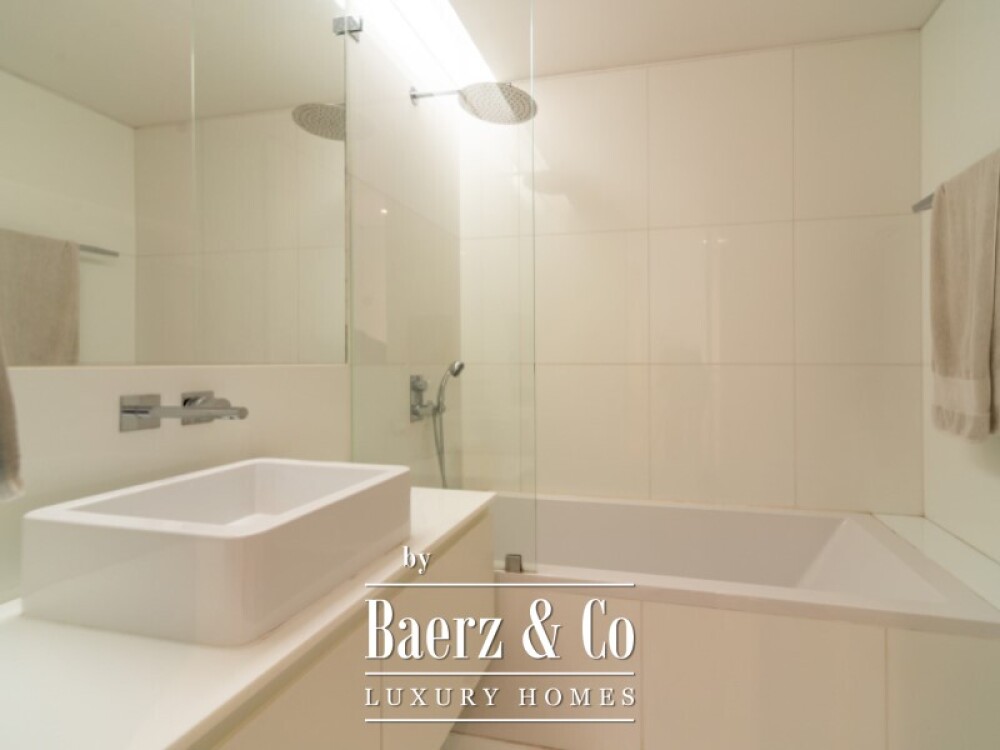 Luxury 2 Bedroom Apartment with Private Garden in Restelo, inserted in a condominium of excellence image