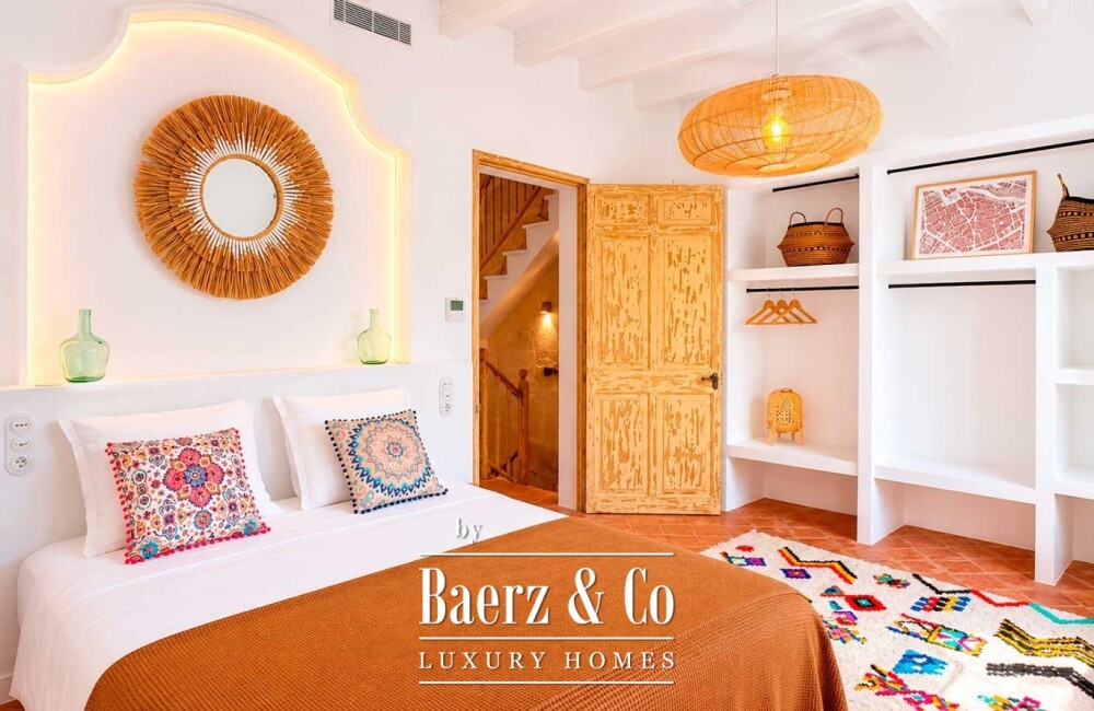 EXCLUSIVE RENOVATED HOUSE WITH PATIO, SWIMMING POOL AND TERRACES IN THE HEART OF CIUTADELLA DE MENORCA image