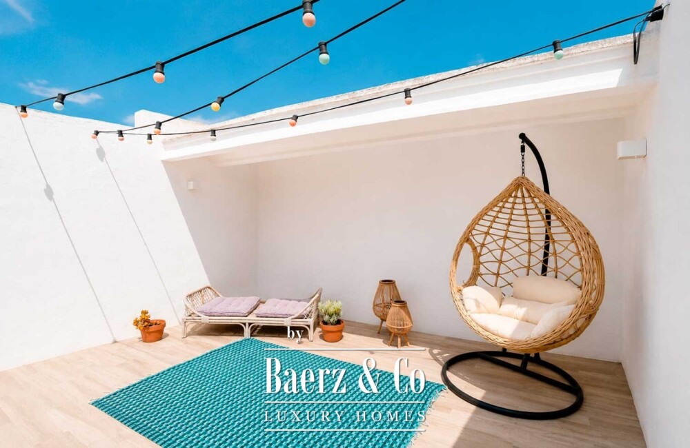 EXCLUSIVE RENOVATED HOUSE WITH PATIO, SWIMMING POOL AND TERRACES IN THE HEART OF CIUTADELLA DE MENORCA image