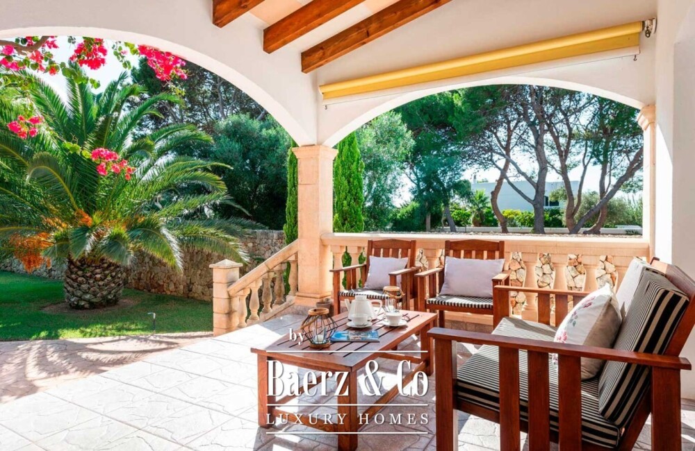 MEDITERRANEAN VILLA FOR SALE IN SA CALETA, CIUTADELLA DE MENORCA WITH PRIVATE POOL, TOURIST LICENSE AND 4 BEDROOMS NEAR THE SEA image