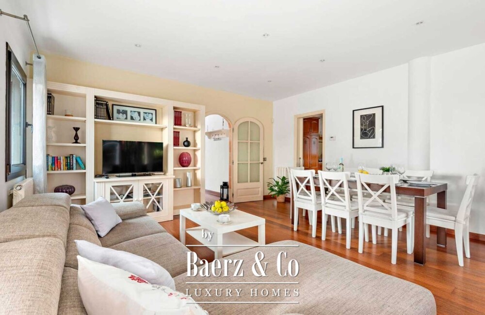 MEDITERRANEAN VILLA FOR SALE IN SA CALETA, CIUTADELLA DE MENORCA WITH PRIVATE POOL, TOURIST LICENSE AND 4 BEDROOMS NEAR THE SEA image