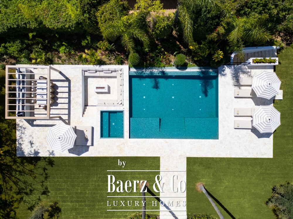 Villa - Nueva Andalucia - Marbella - Ref: 8724 image