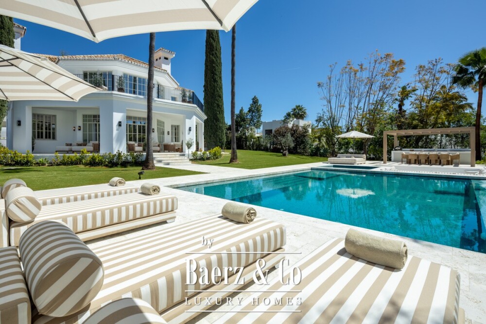 Villa - Nueva Andalucia - Marbella - Ref: 8724 image