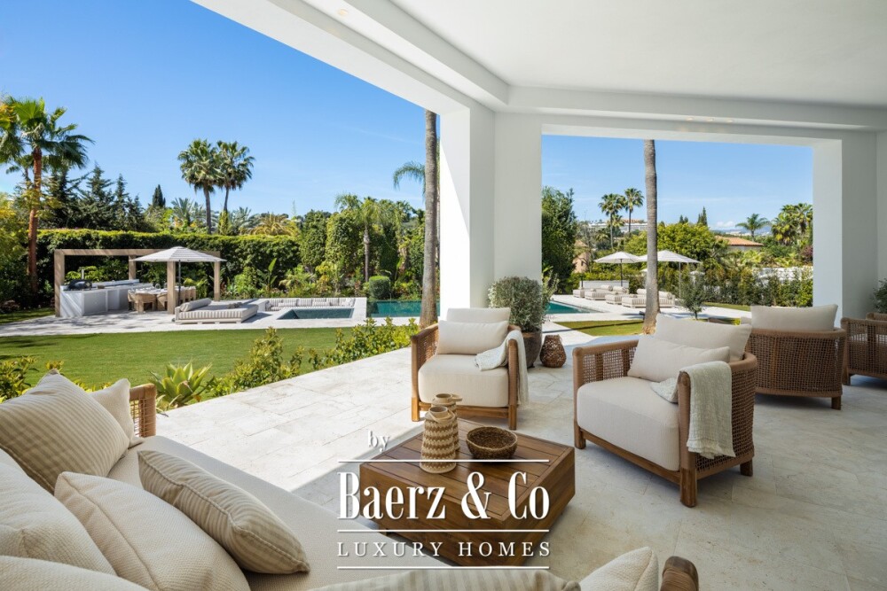 Villa - Nueva Andalucia - Marbella - Ref: 8724 image