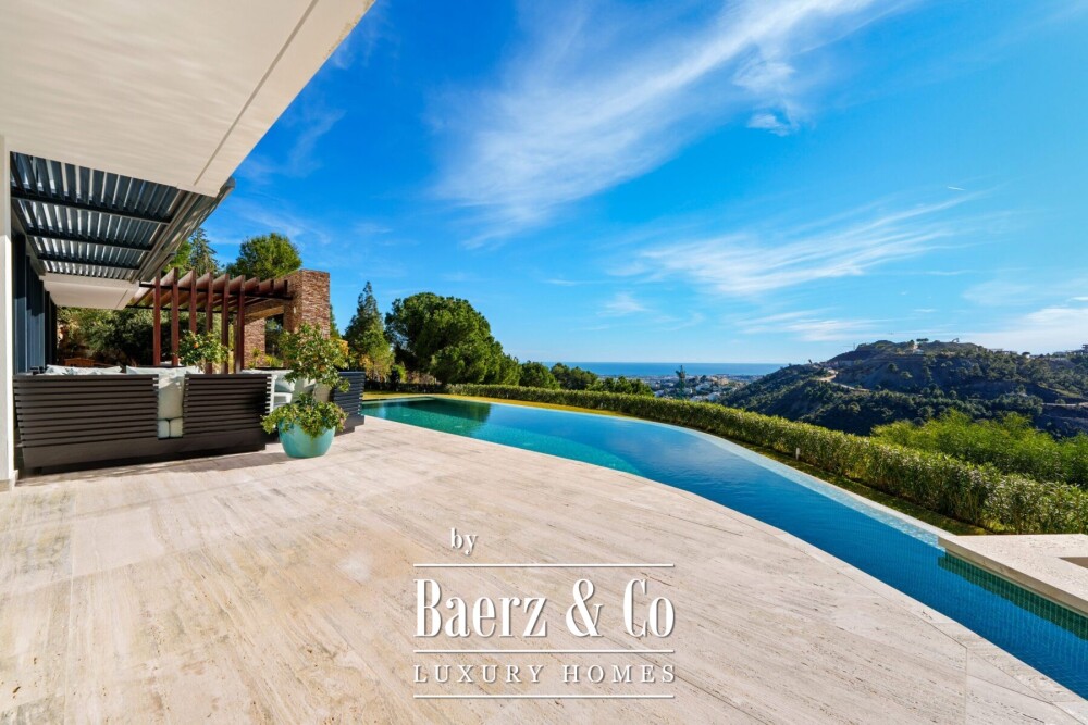 Villa - El Madroñal - Benahavis - Ref: 8725 image