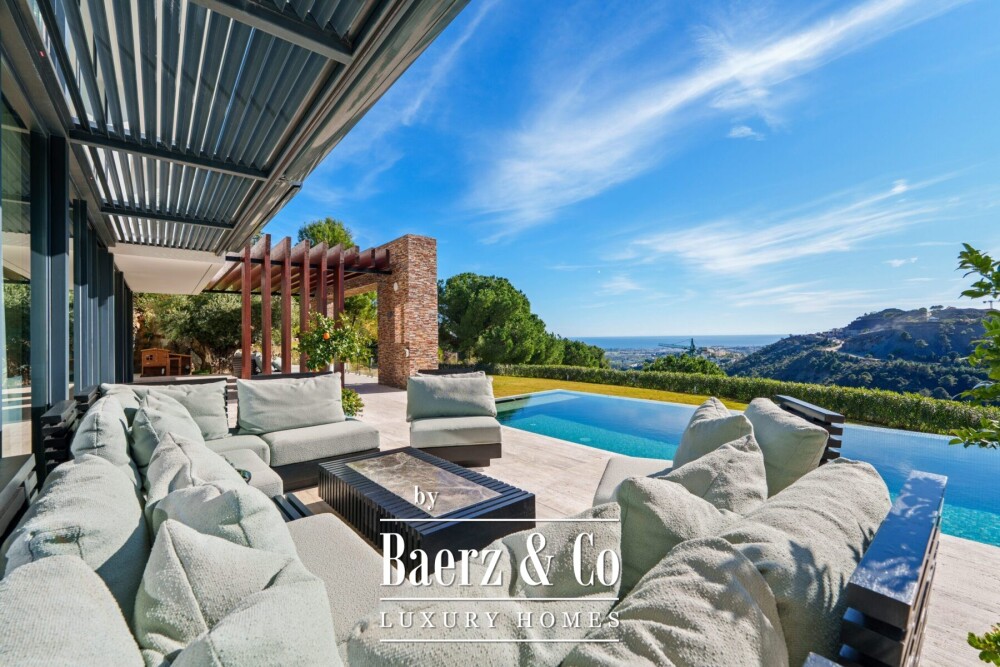 Villa - El Madroñal - Benahavis - Ref: 8725 image