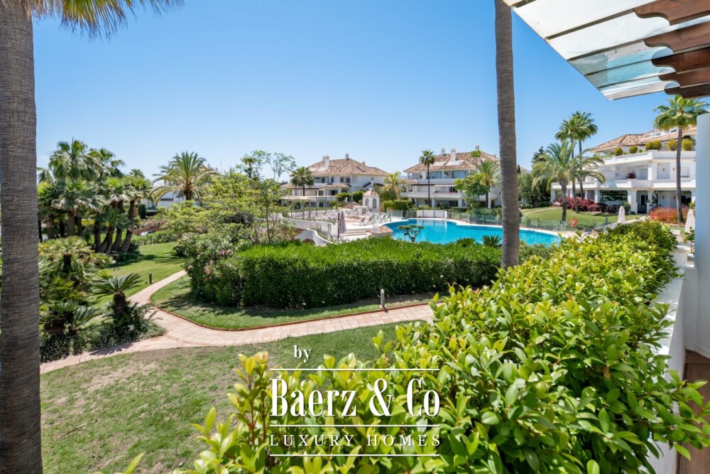 Apartment - Golden Mile - Marbella - Ref: 8726 image