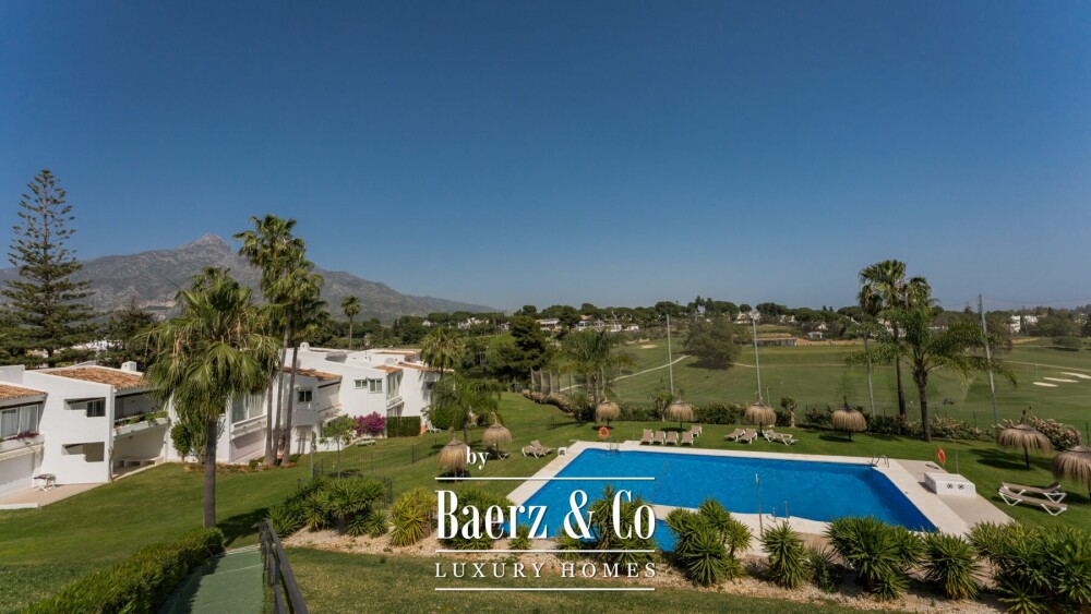 Apartment - Nueva Andalucia - Marbella - Ref: 8727 image