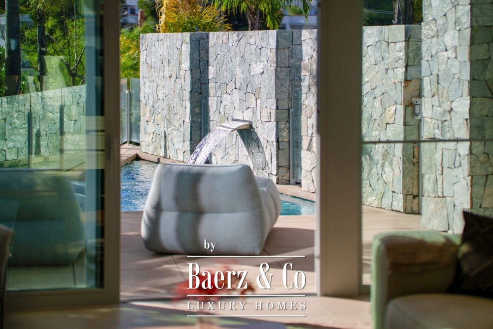 Villa - Nueva Andalucia - Marbella - Ref: 8728 image