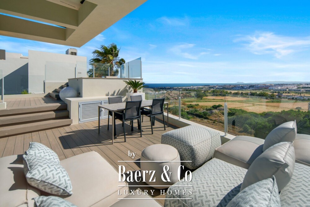 Villa - Nueva Andalucia - Marbella - Ref: 8728 image