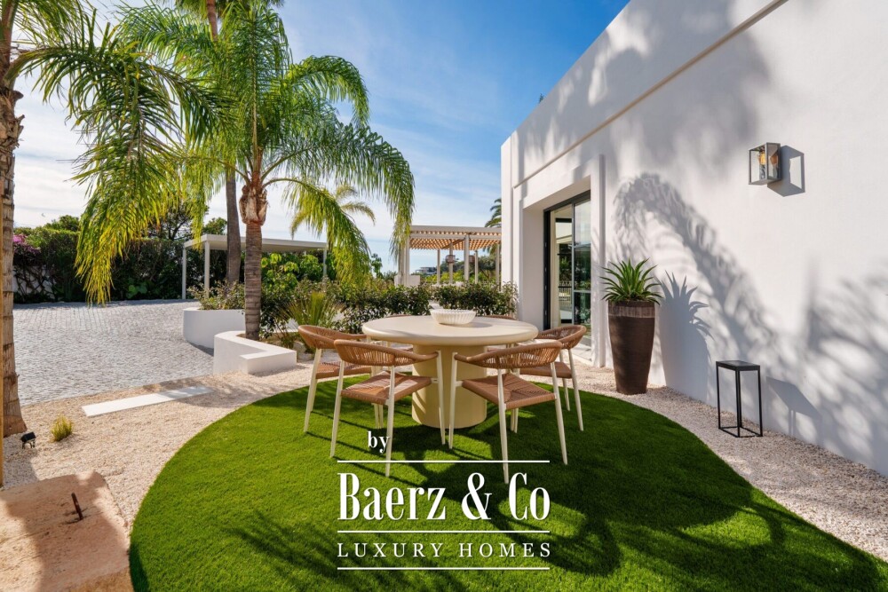 Villa - La Quinta - Benahavis - Ref: 8729 image