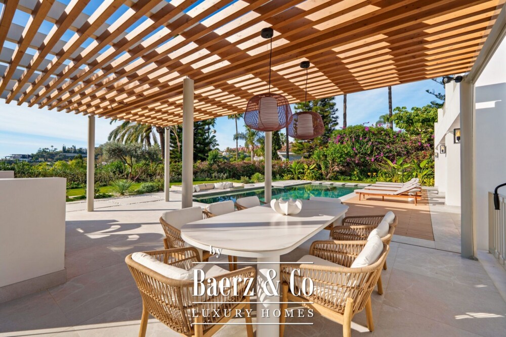 Villa - La Quinta - Benahavis - Ref: 8729 image