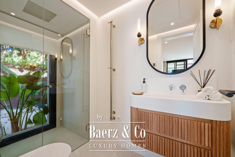 Villa - La Quinta - Benahavis - Ref: 8729 image