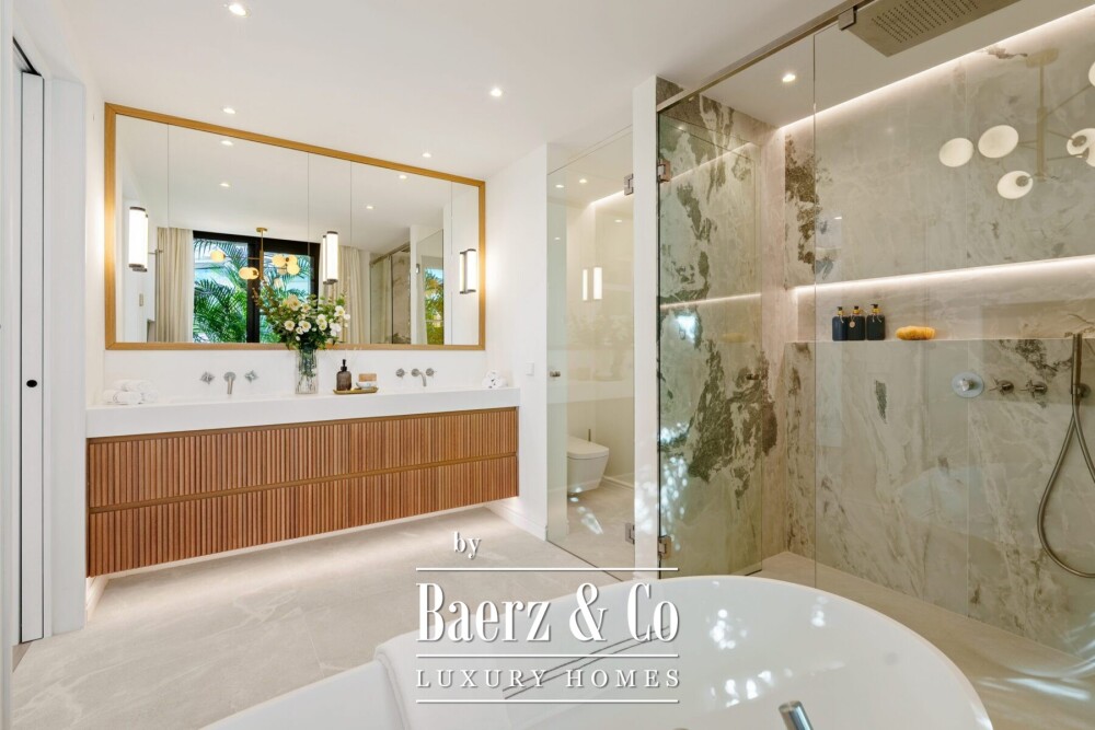 Villa - La Quinta - Benahavis - Ref: 8729 image