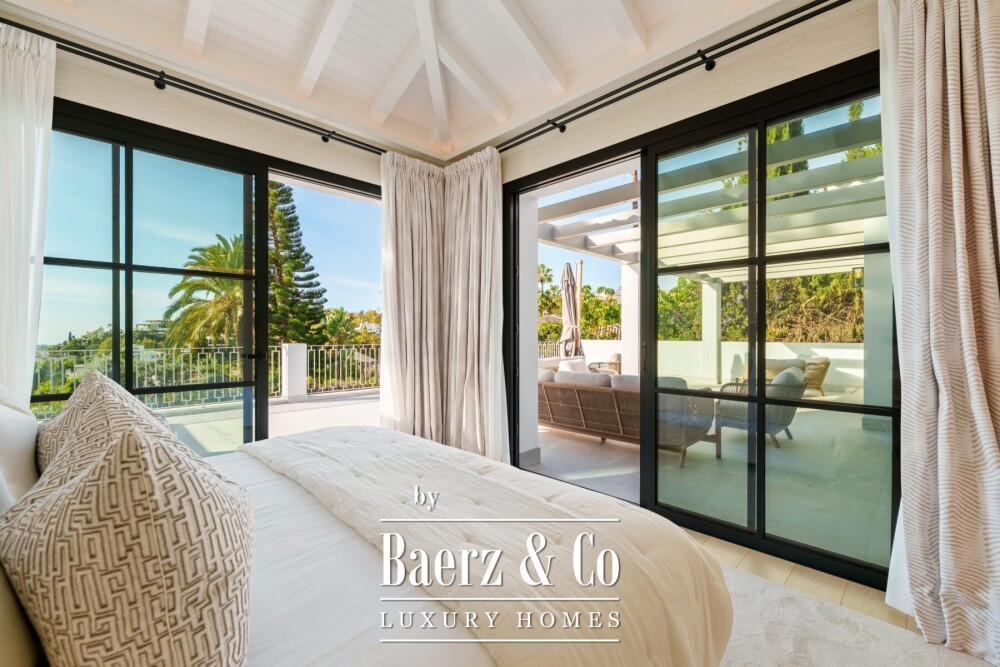 Villa - La Quinta - Benahavis - Ref: 8729 image