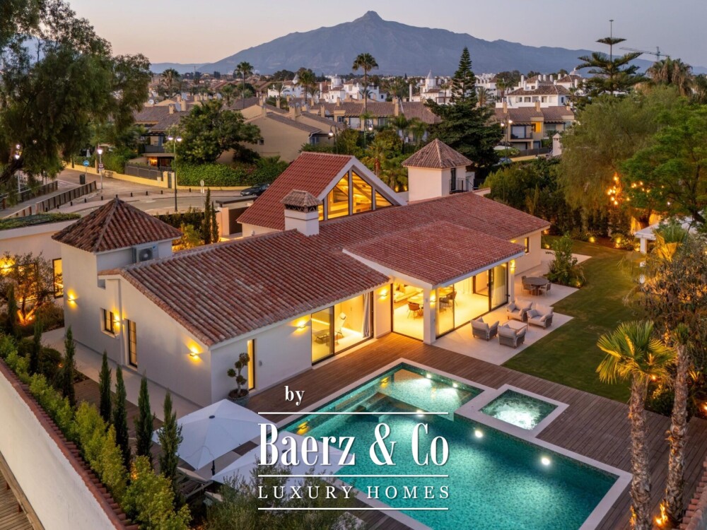 Villa - Puerto Banus - Marbella - Ref: 8730 image
