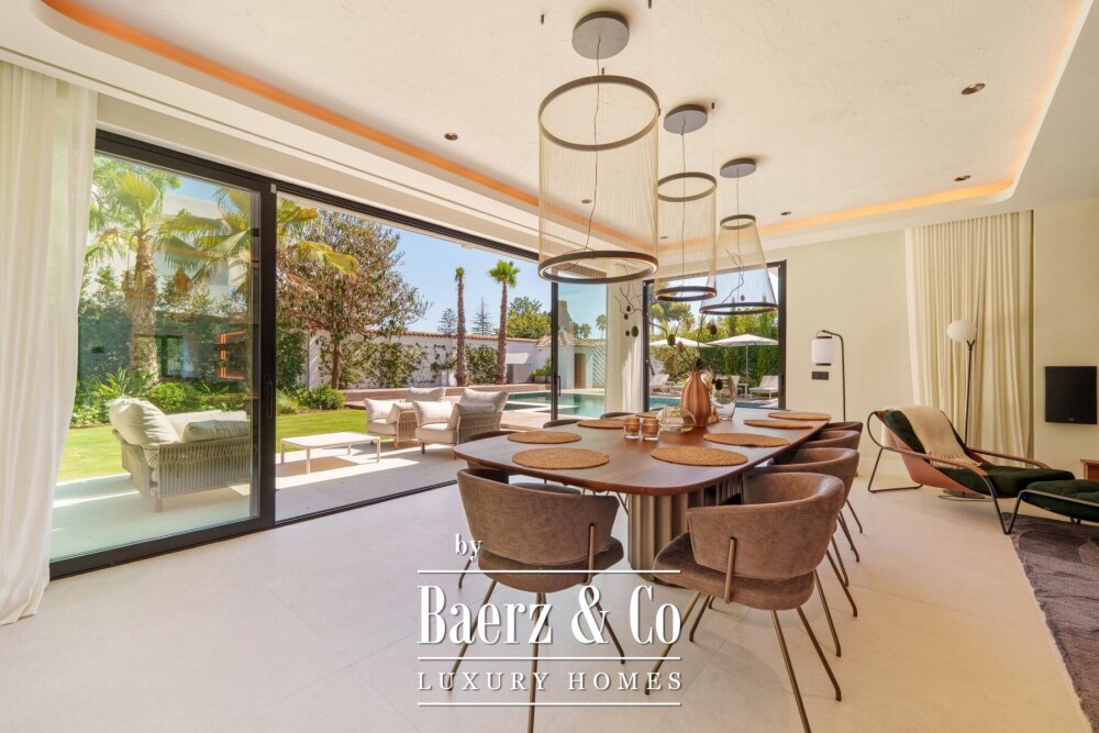Villa - Puerto Banus - Marbella - Ref: 8730 image