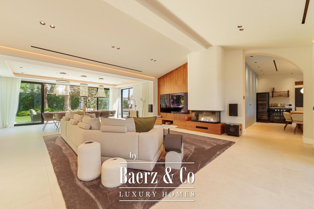Villa - Puerto Banus - Marbella - Ref: 8730 image