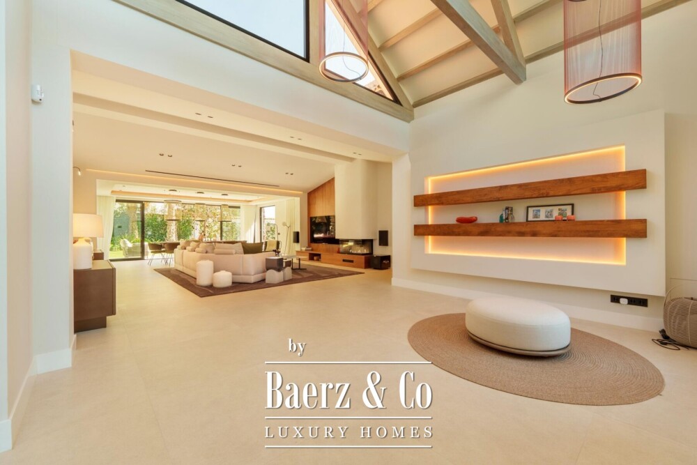 Villa - Puerto Banus - Marbella - Ref: 8730 image