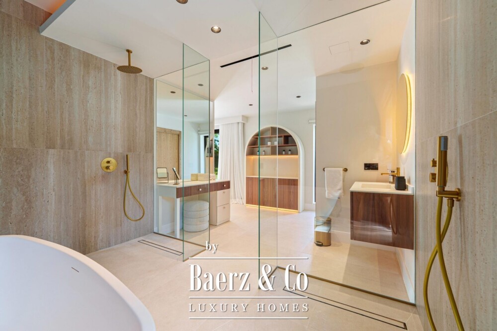 Villa - Puerto Banus - Marbella - Ref: 8730 image