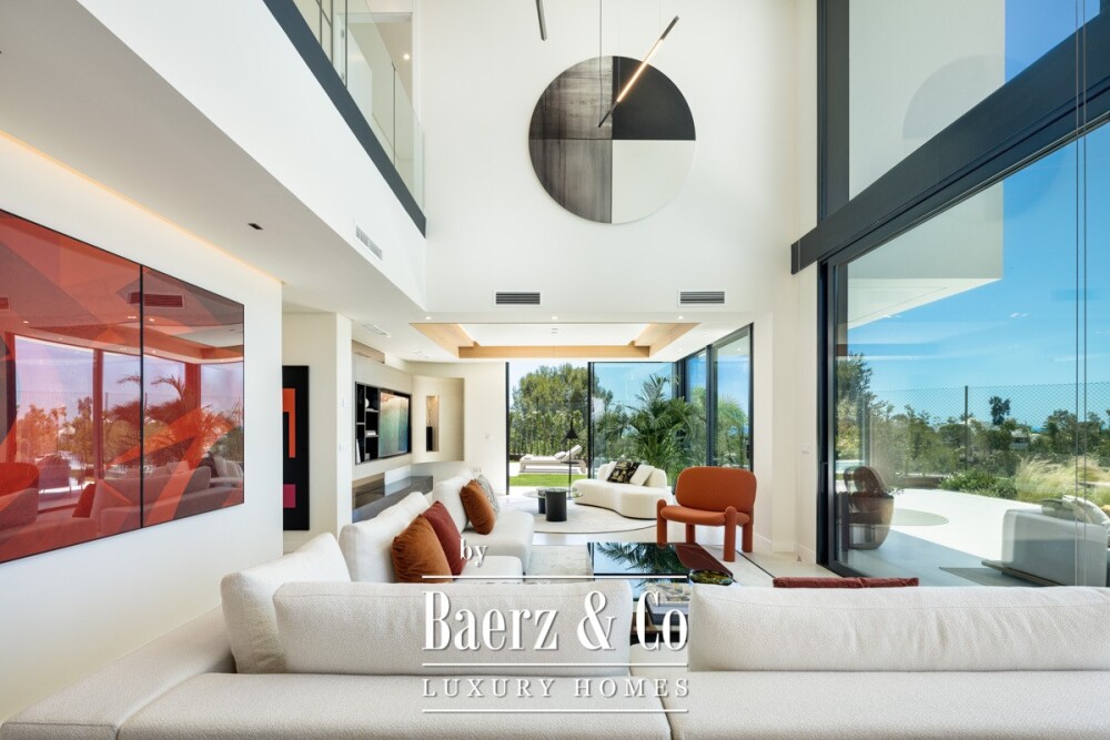 Villa - Marbella East - Ref: 8731 image