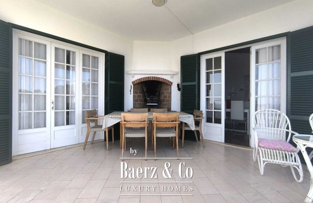 EXCLUSIVE MEDITERRANEAN VILLA WITH HEATED SWIMMING POOL, TOURIST LICENCE AND SPECTACULAR SEA VIEWS IN SANTO TOMÁS, MENORCA image