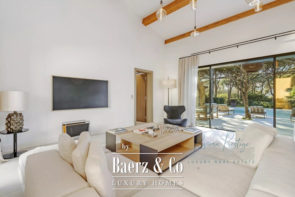 Mediterranean Villa Just 5 Minutes from the Heart of Saint-Tropez image