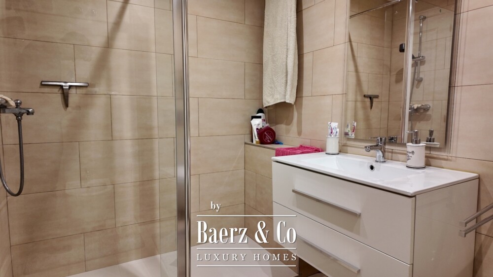 Beautiful luxury home in Albir image