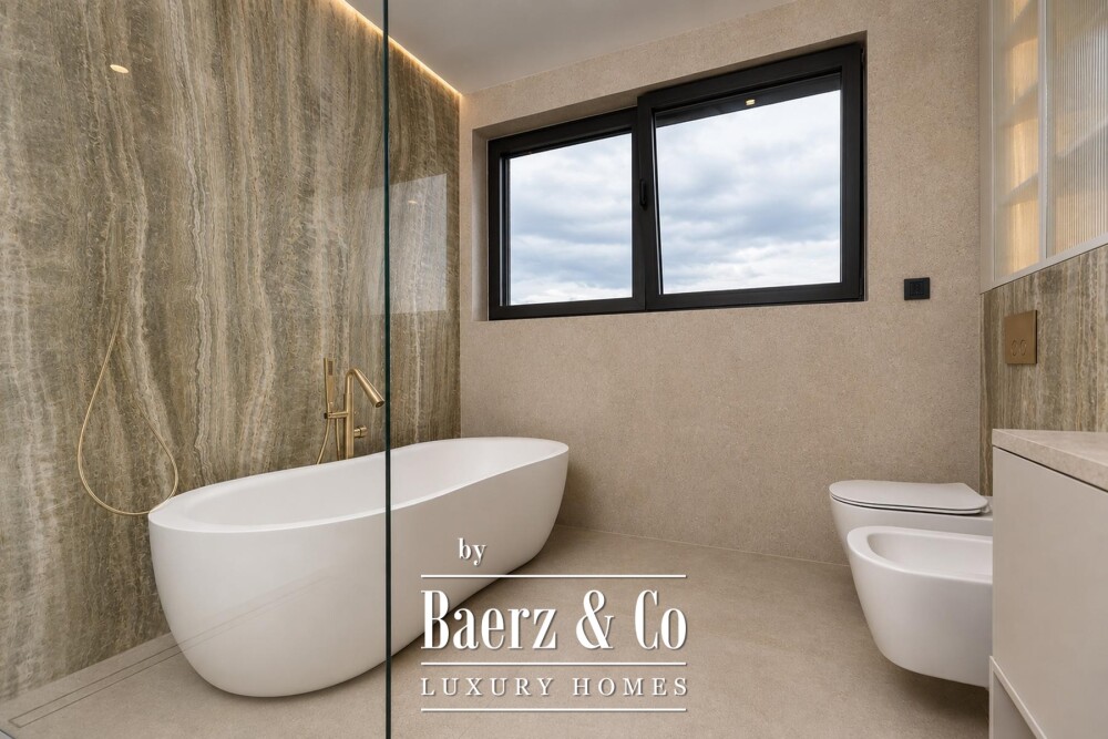 Kostrena, Rožići, exclusive 200 m² penthouse with panoramic sea views image