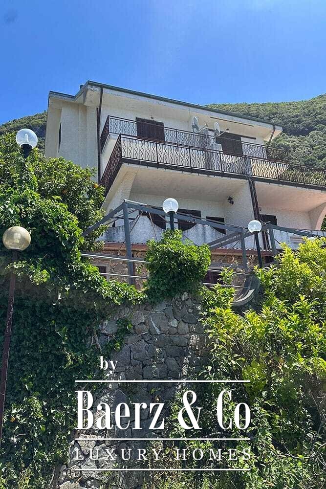 Villa for sale 246 m² image