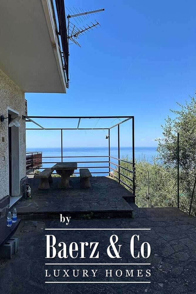 Villa for sale 246 m² image