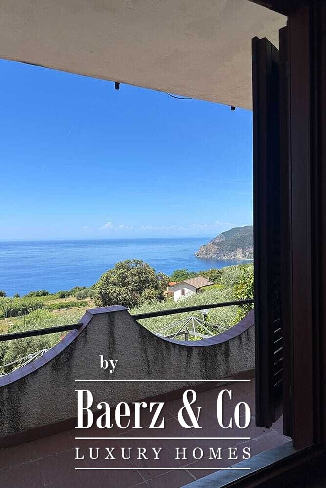 Villa for sale 246 m² image