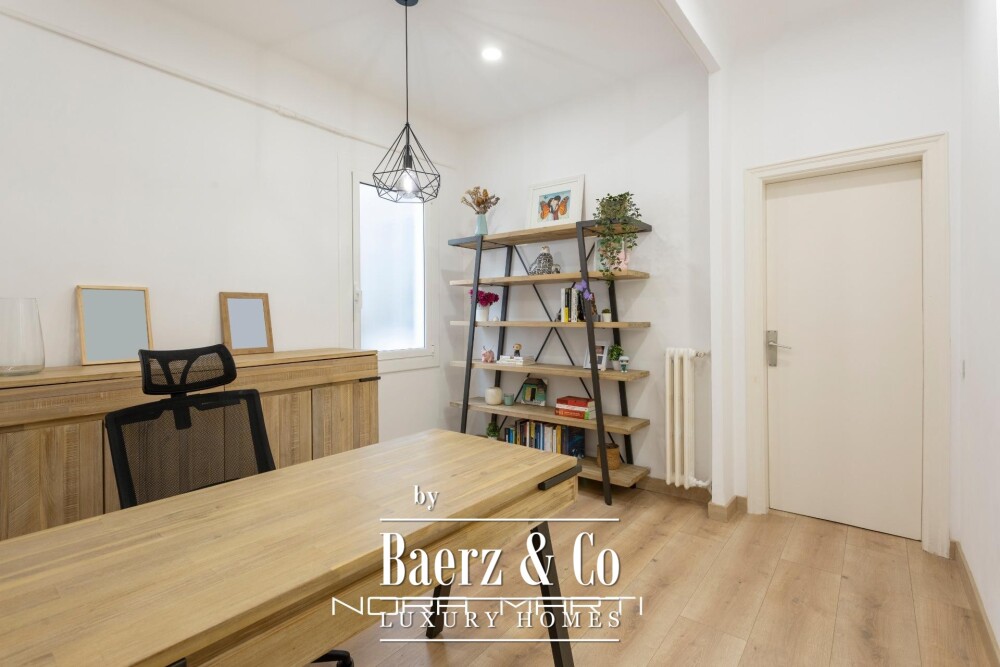 Apartment for sale in Eixample Dreta image