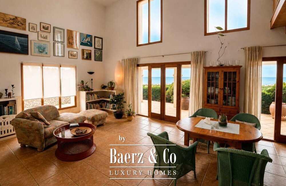 SEAFRONT VILLA IN CIUTADELLA, MENORCA, WITH PRIVATE POOL AND EXPANSION POTENTIAL image