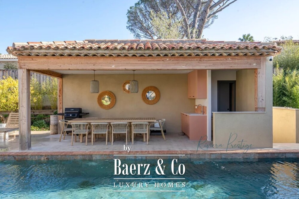 Saint-Tropez – Villa with Sea and Village Views image