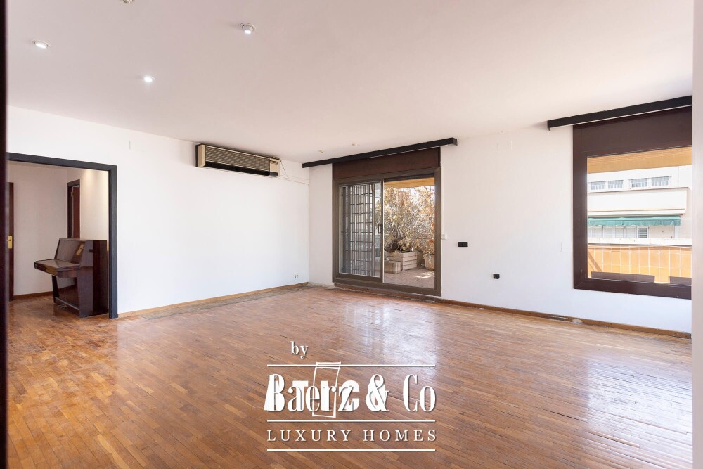 Penthouse for sale in Sarrià-Sant Gervasi image