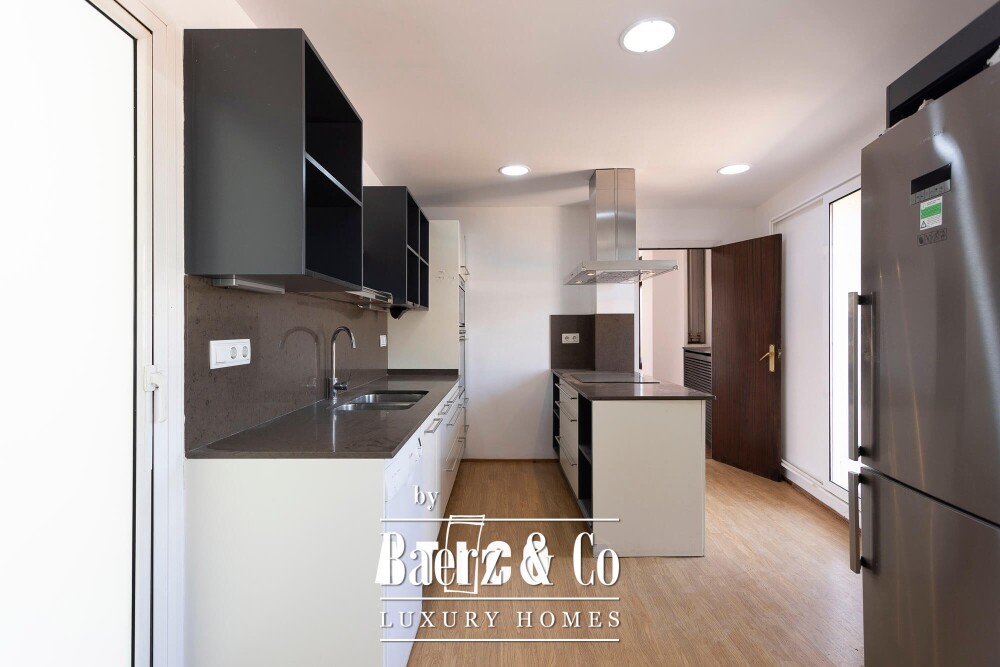 Penthouse for sale in Sarrià-Sant Gervasi image