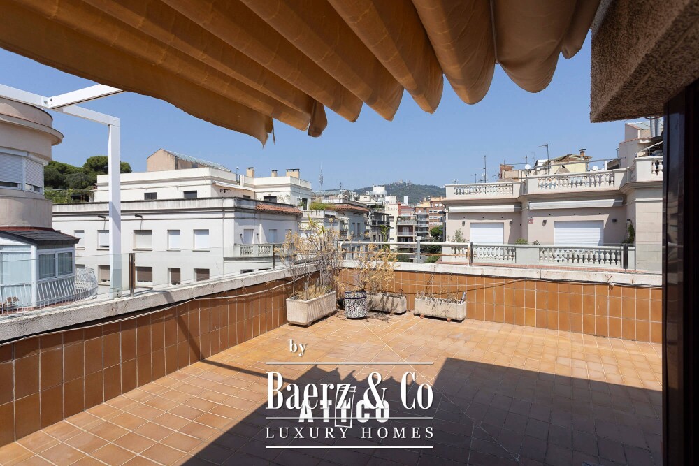 Penthouse for sale in Sarrià-Sant Gervasi image
