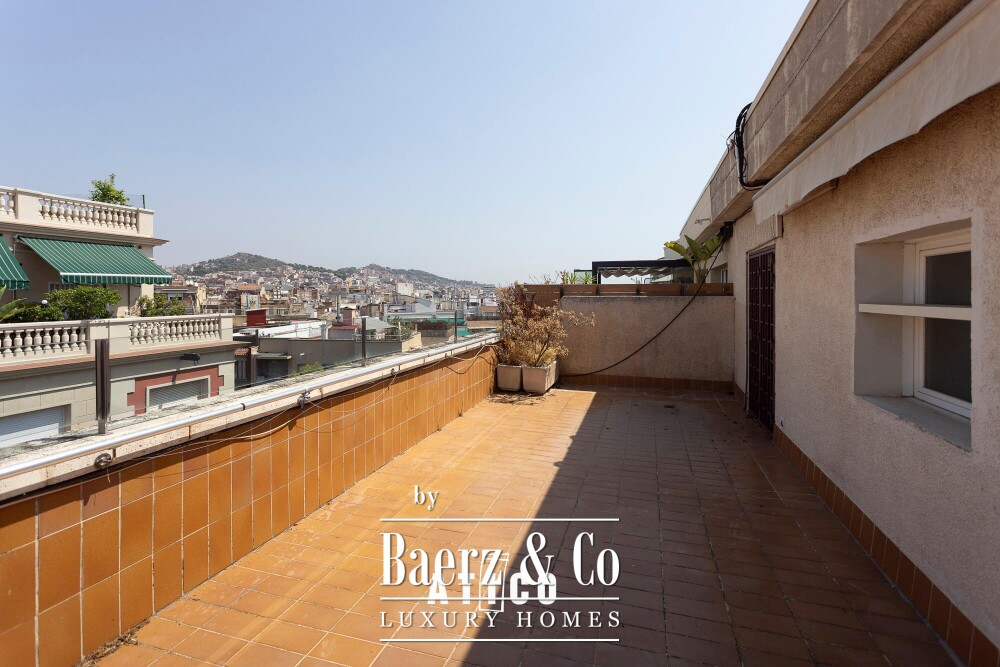 Penthouse for sale in Sarrià-Sant Gervasi image