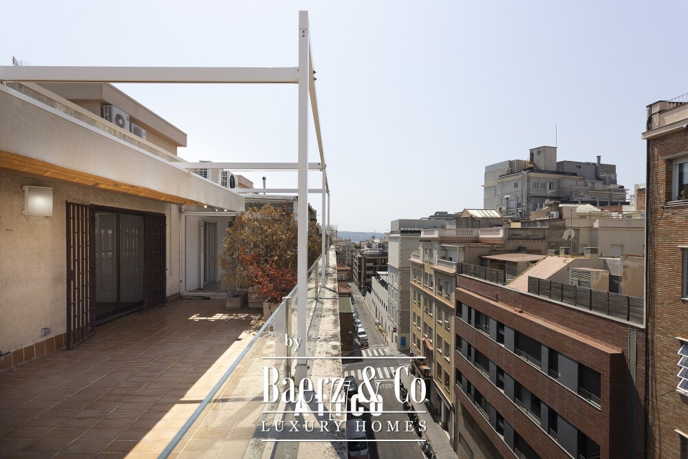 Penthouse for sale in Sarrià-Sant Gervasi image