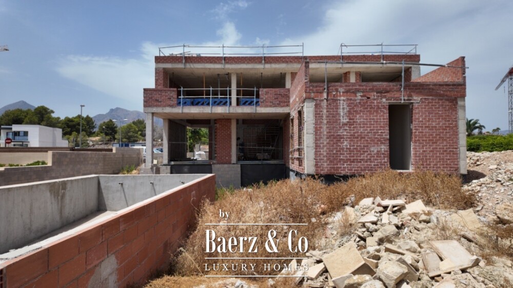 Beautiful luxury home in La Nucía image